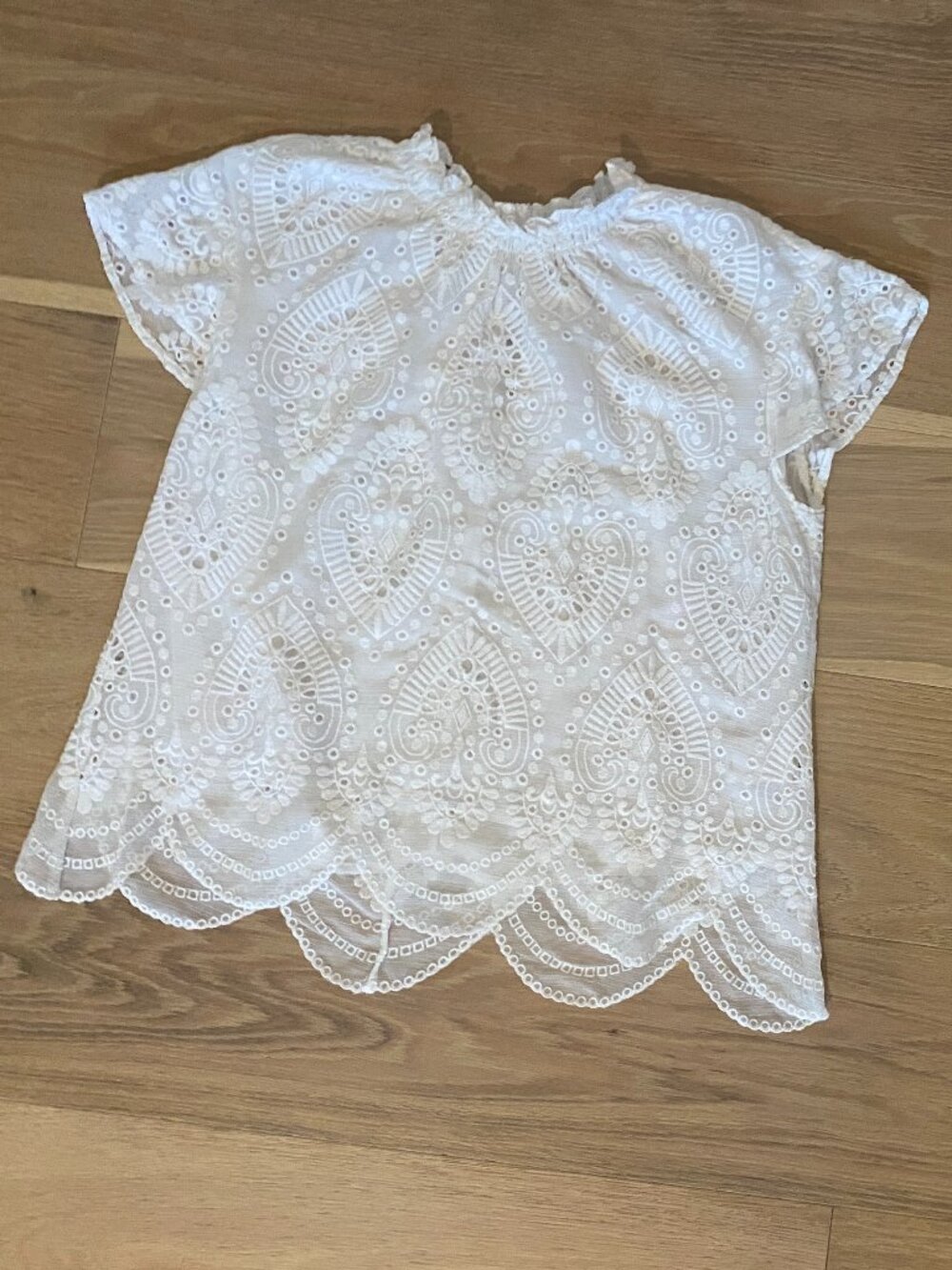 Express White Eyelet Top Size Large